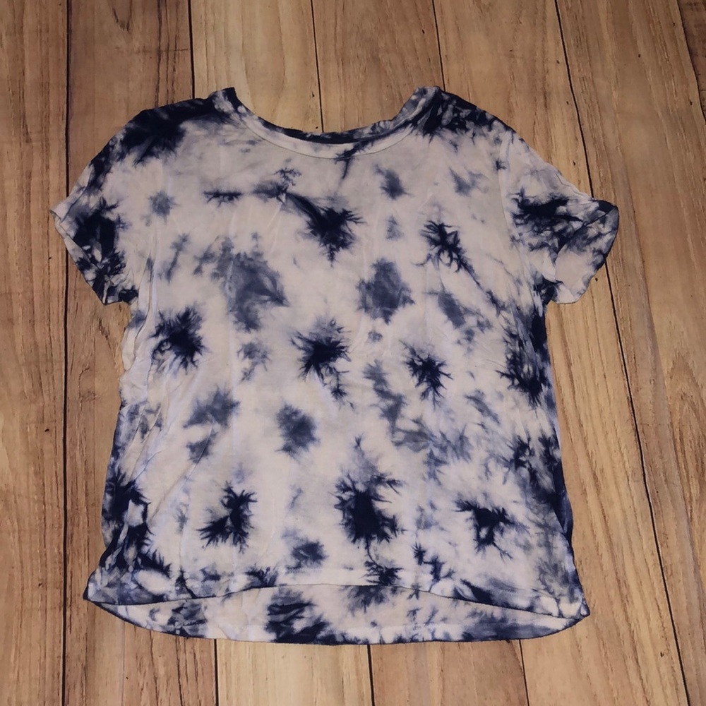 Blue tie dye tee